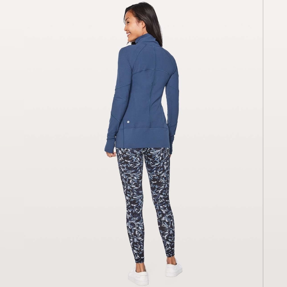 Lululemon Contour Blue Zip-Up Jacket Mineral Blue Size 8 - Picture 4 of 11